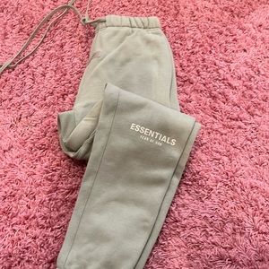 Essentials sweatpants seafoam